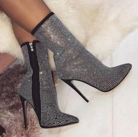 Toe Heeled Boots